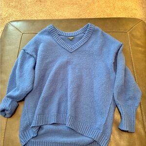 Wild Fable Blue V-Neck Sweater Knit Casual